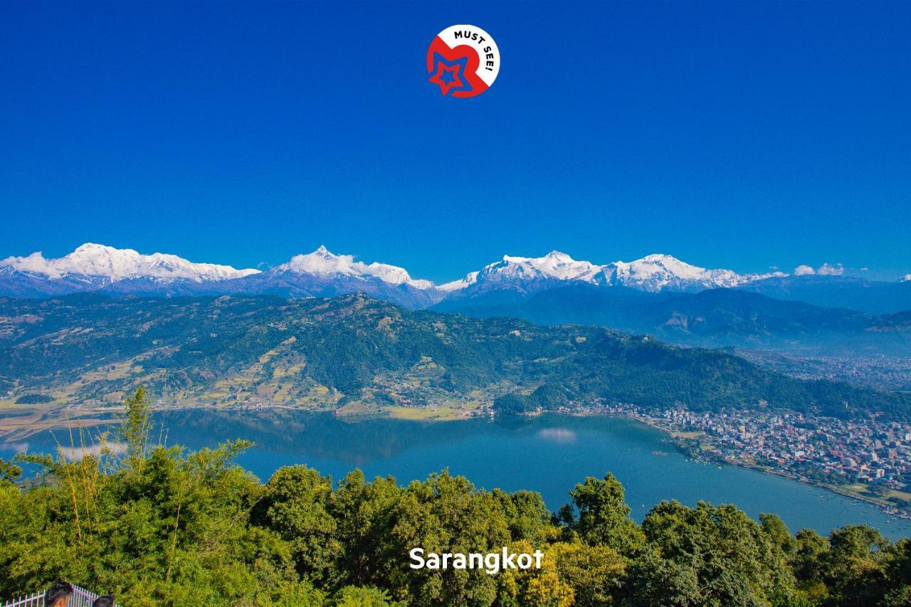 Oyo 575 Api Suites Pokhara Extérieur photo